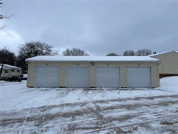 2nd image of 2074 Higby Dr