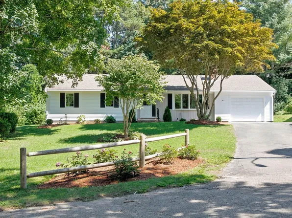 49 Cameron Road, North Falmouth, MA 02556