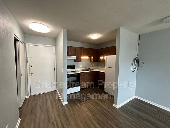 3rd image of 124 Chestnut St Unit 203