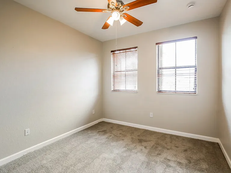 11232 SW 238th St — Photo 14