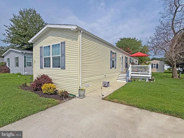 31597 Oak Ct #H103, Lewes, DE 19958