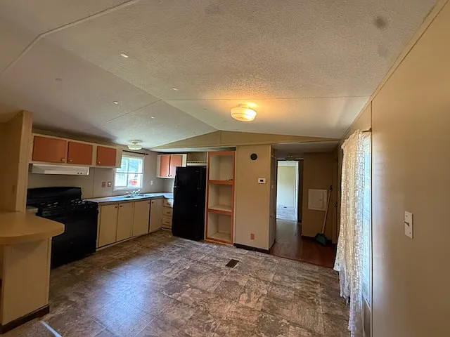 Affordable Home for sale — Photo 2