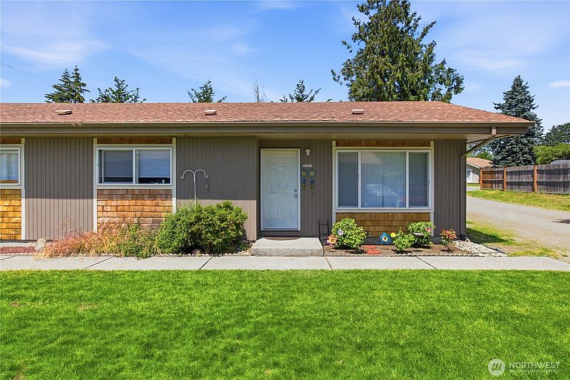 4th image of 8303 John Dower Road SW