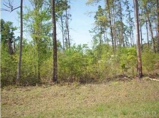 20 Green Hills Ln, Atmore, AL 36502