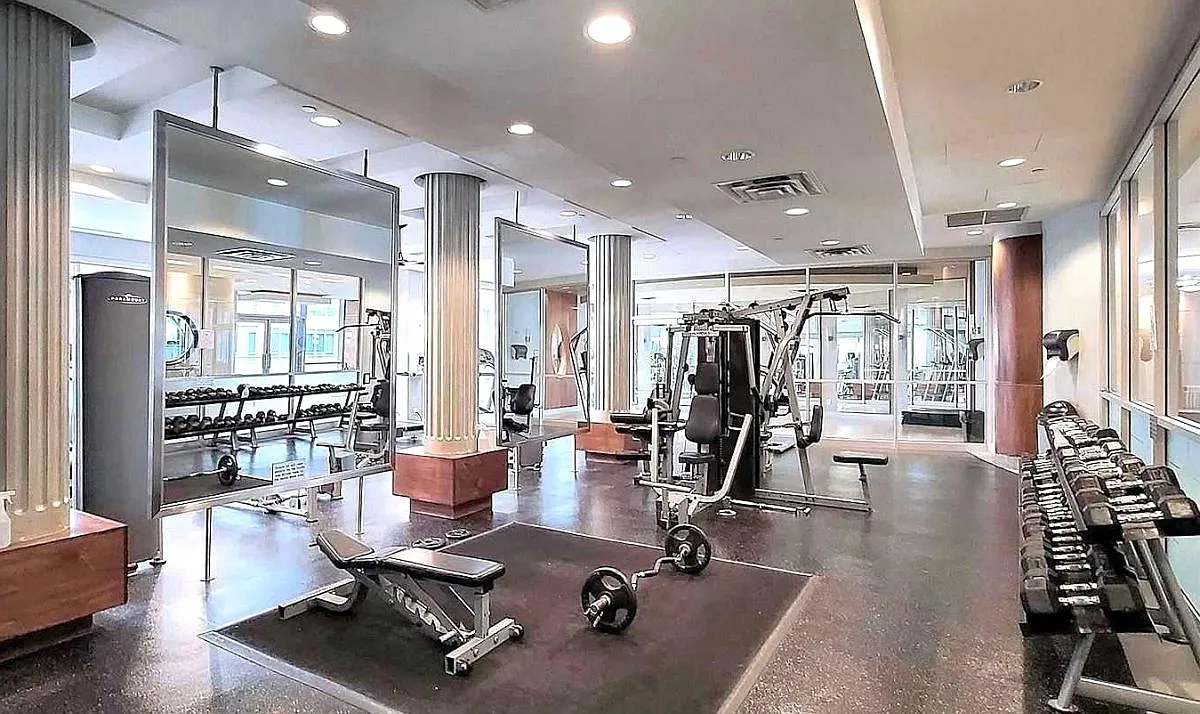 2 bed, 950 sqft, $3,800 — Photo 4