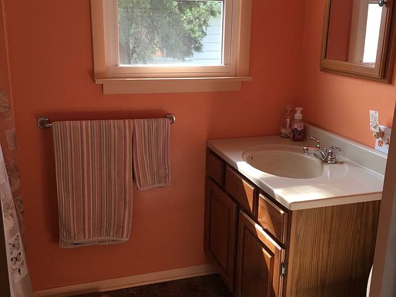 4th image of 2732 Northvale Dr