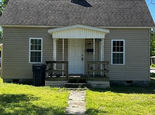 1032 W Nelson St, Webb City, MO 64870