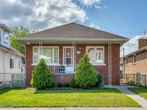 969 Langlois Ave, Windsor, ON N9A 2H2
