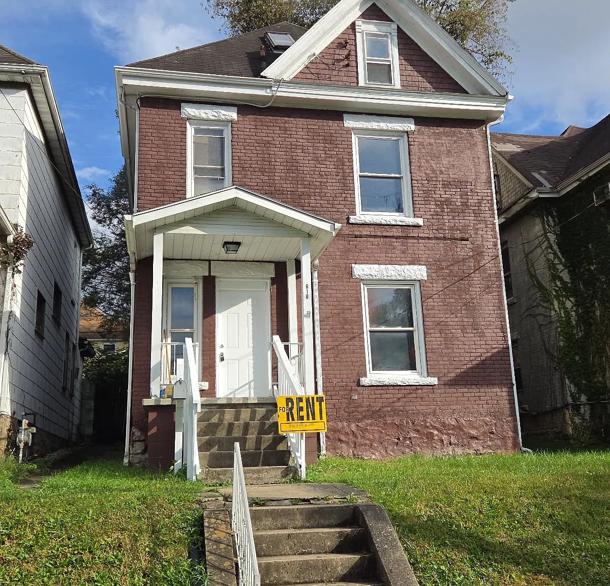 3 bed, 1953 sqft, $1,300 — Photo 2