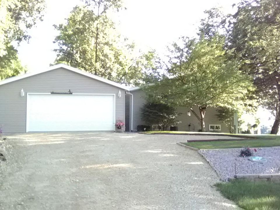 DRIVEWAY ENTRANCE