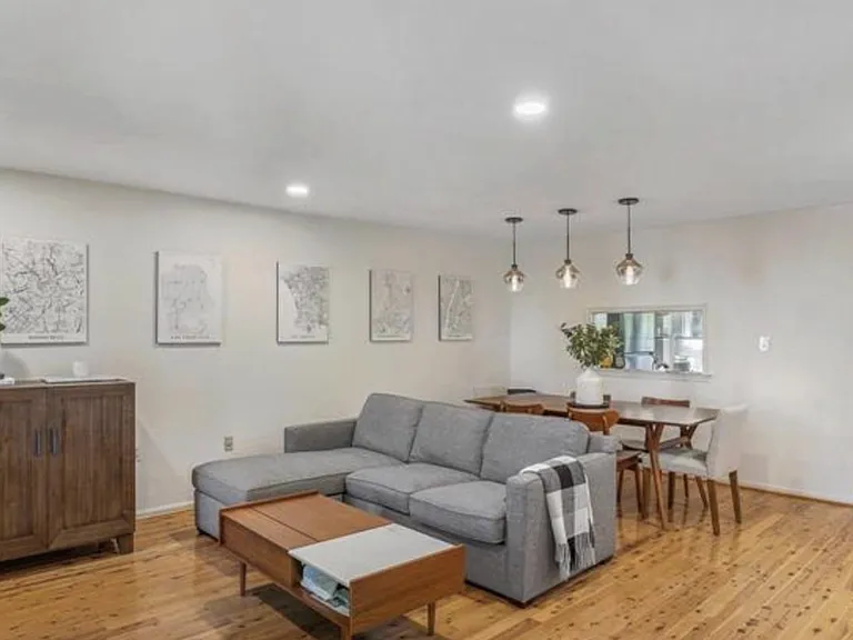3807 Usher Ct — Photo 6
