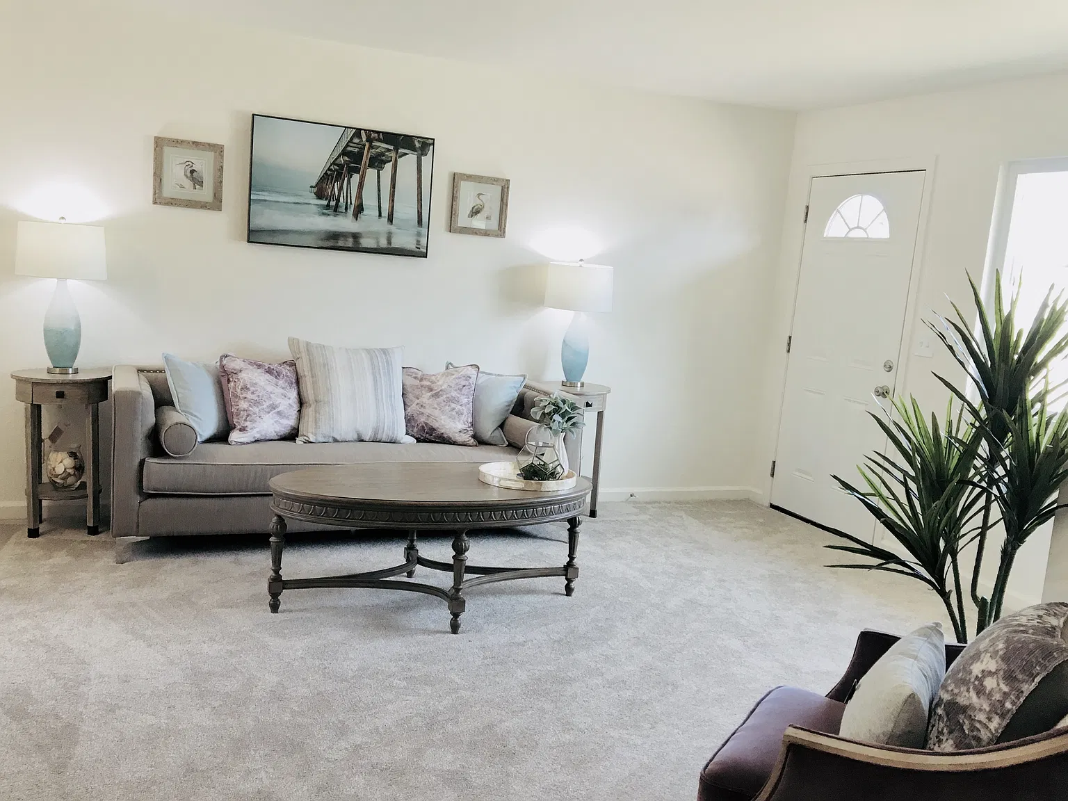 3 bed, 2.5 bath, 1695 sqft, $3,395 — Photo 2