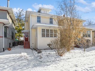 1136 Gunderson Ave, Oak Park, IL 60304