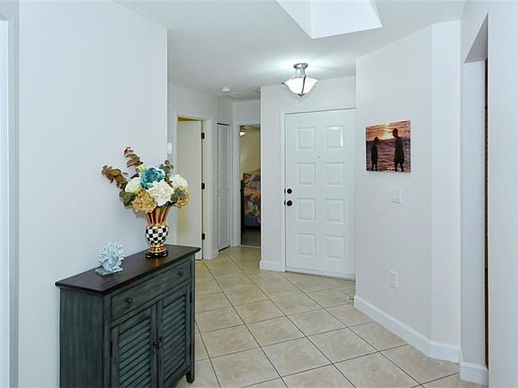 4th image of 3614 Pine Point Ct #123