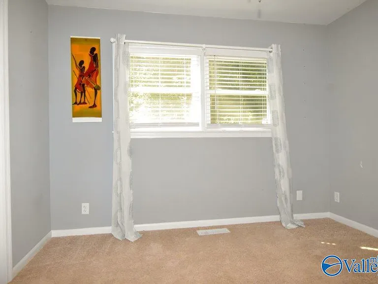 4624 Daugette Dr NW — Photo 17