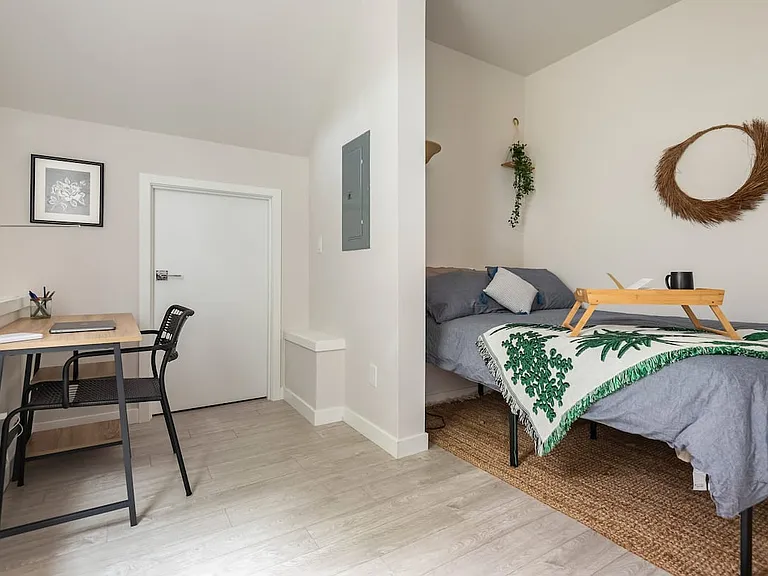 5201 NE 14th Pl #B — Photo 18