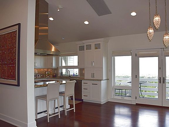 3rd image of 2430 S Promontory Dr