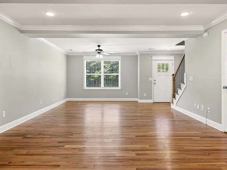 2297 Shady Ln NE — Photo 10