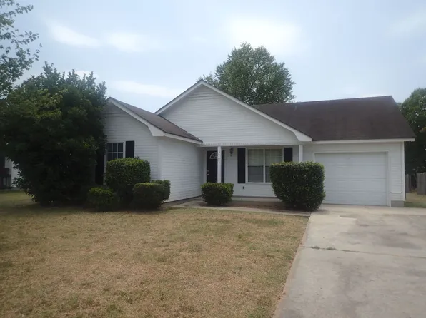 3905 Heatherwoods Dr, Valdosta, GA 31605