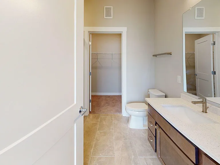 2A-8-on-the-Park-Bathroom 1 2A-8-on-the-Park-Bathroom 1