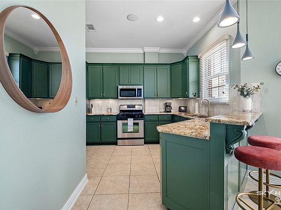 5th image of 2606 S Everest Ave