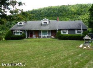 3266 Route 346, Pownal, VT 05261