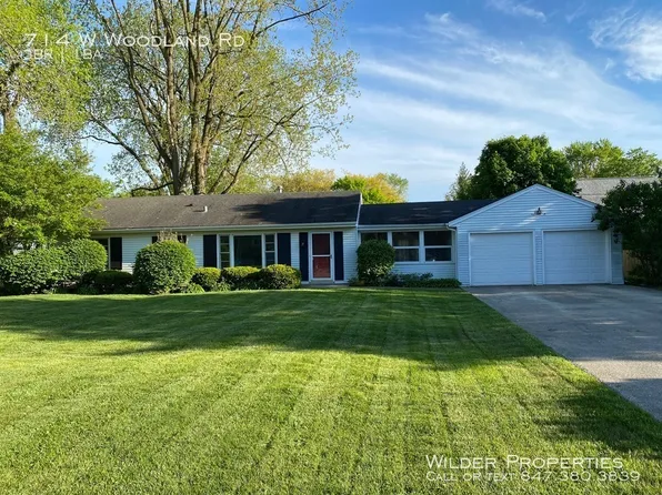 714 W Woodland Rd, Lake Bluff, IL 60044