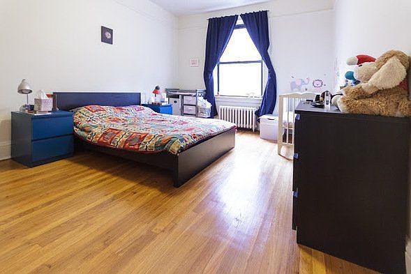 2nd image of 2815 34th St APT 3F