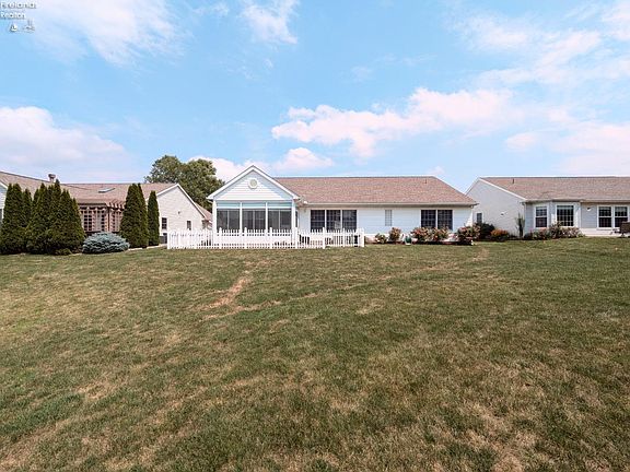 4th image of 2103 Lakefield Dr