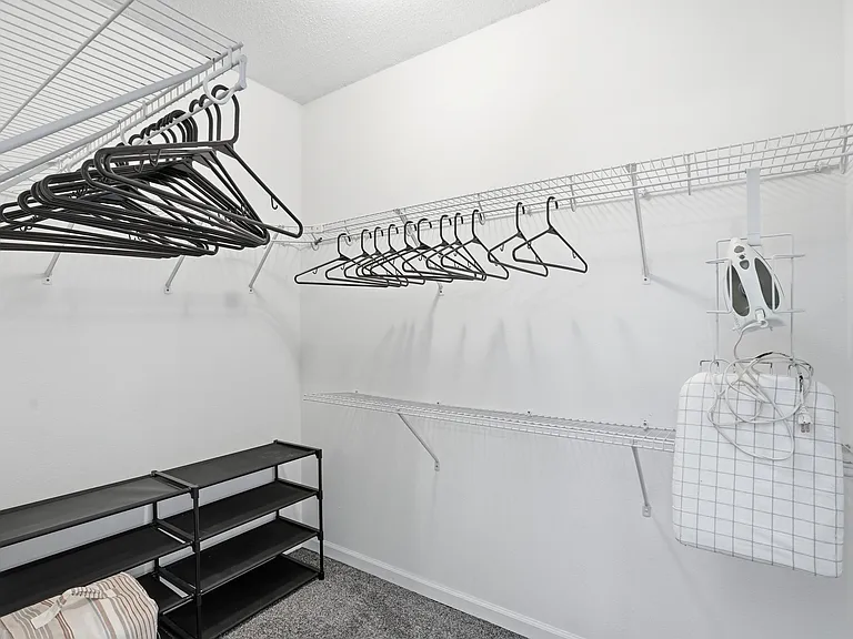 2415 Catskill Ct — Photo 21