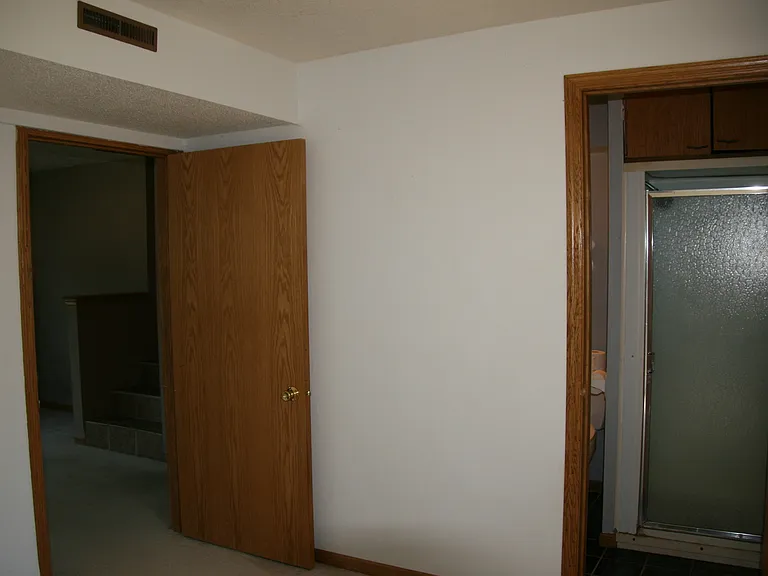 361 Sunset Dr — Photo 22