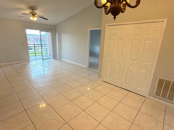 5214 Via Hacienda Cir APT 306, Orlando, FL 32839
