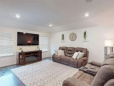 2109 Caraway Ct — Photo 5