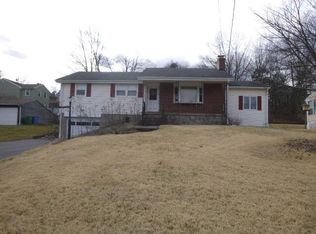 299 Fowler Ave, Middletown, CT 06457