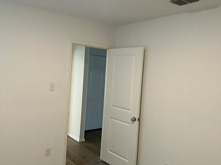 5906 Nyquist Way — Photo 9