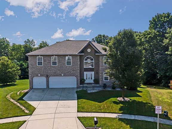 2nd image of 101 Deer Path Ct N