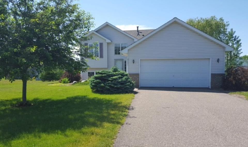 1st image of 8061 Meadowood Dr