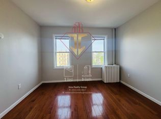 630-32 Bergen Ave #206, Jersey City, NJ 07304
