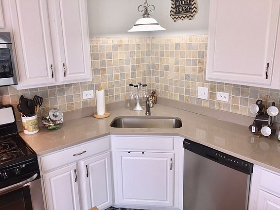 4th image of 340 N Patriot Dr