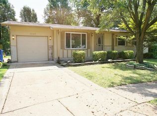 1097 Armada Ct, Florissant, MO