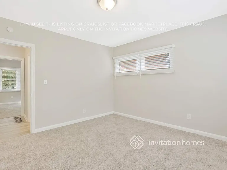 1958 Laurel Ln — Photo 17