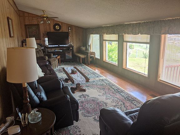 3rd image of 8097 Spring Creek Dr