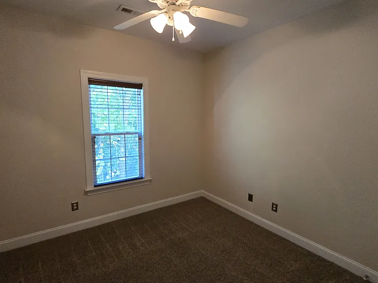 32 Nandina Dr — Photo 11