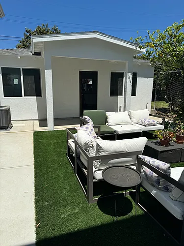 1163 S Crescent Heights Blvd #1/2 Photo 1