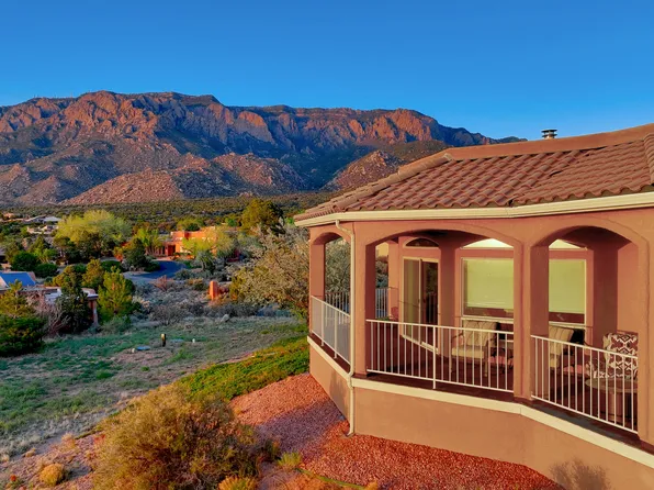 1483 Morning Glory Rd NE, Albuquerque, NM 87122