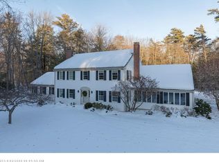 7 Landing Woods Ln, Falmouth, ME 04105