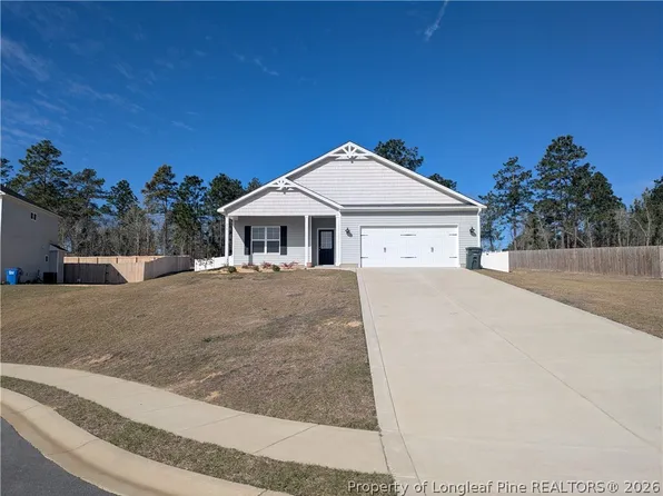 370 Bulldawg Ln, Raeford, NC 28376