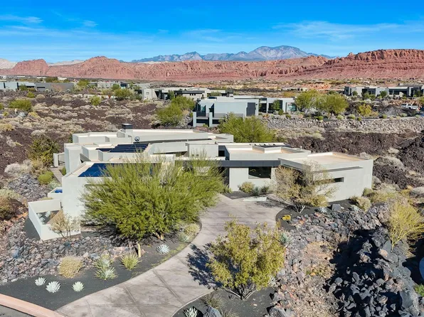 2442 N Kiva Trl, Saint George, UT 84770