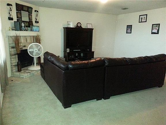5th image of 1045 Wild Horse Way