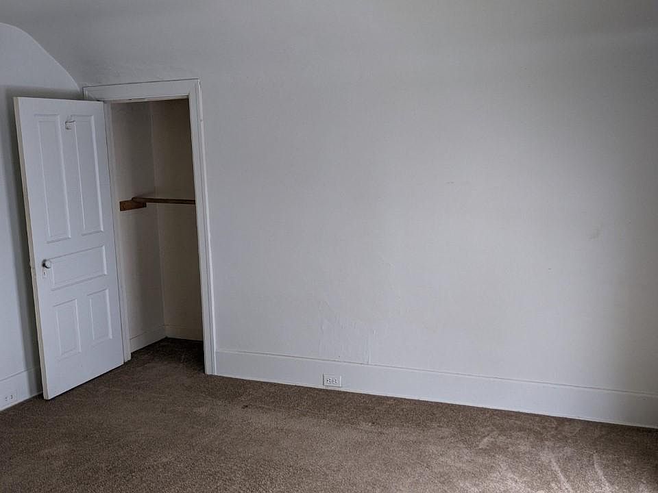 1st image of 104 Grand Ave #2